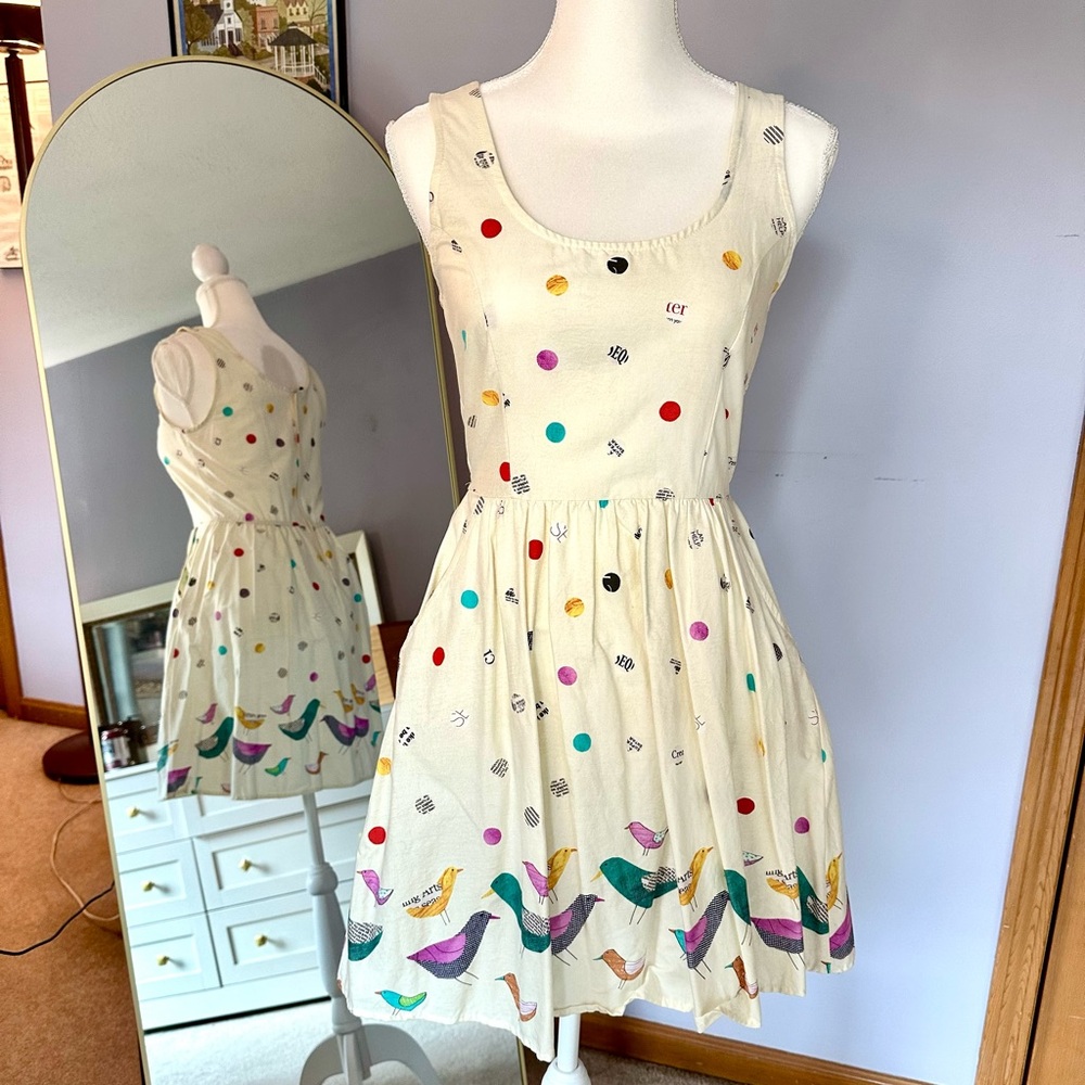 Retrolicious Polka Dot and Bird Print Dress